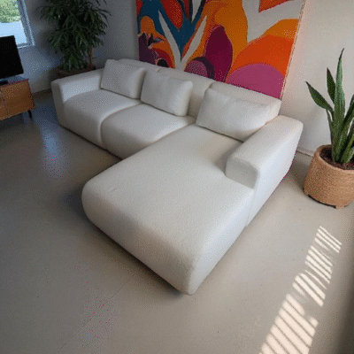 1 Scooch | Candy Corner Chaise | Coco-Boucle-off white